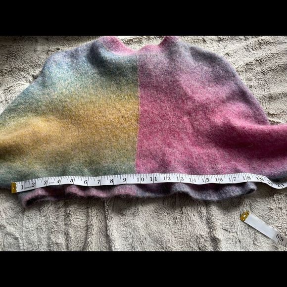 Aritzia Wilfred Free multicoloured alpaca/wool extremely cropped sweater - Picture 7 of 11